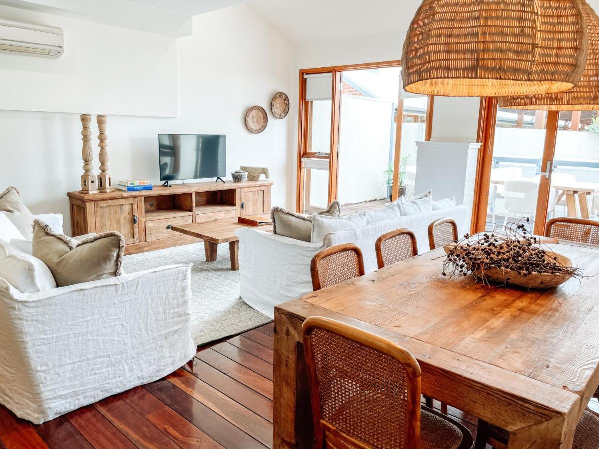 خليج بيرون Byron Butter Factory Apartments المظهر الخارجي الصورة