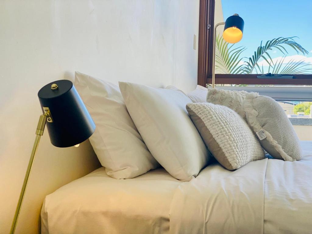 خليج بيرون Byron Butter Factory Apartments المظهر الخارجي الصورة